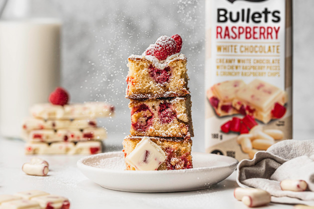 Darrell Lea White Raspberry Bullet Block Blondie