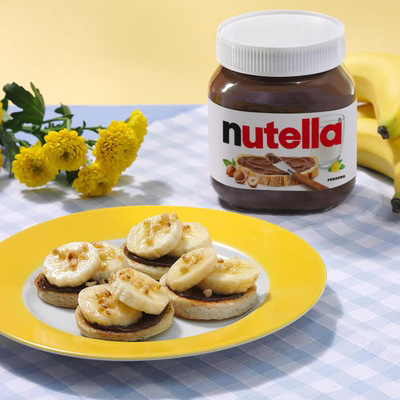 Shortbread_Cookies_with_Nutella_Bananas.jpg