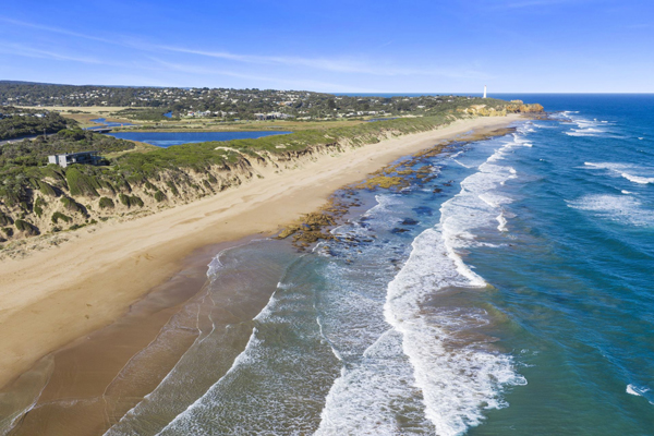 Fairhaven Beach House 1 600x400