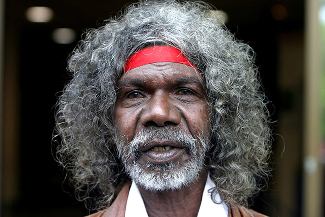 **FILE IMAGE** Yolŋu actor David Dalaithngu in Darwin, January 10, 2007. David Dalaithngu, who defined Indigenous Australians in movies for half a century, has died aged 68. (AAP Image/Terry Trewin) NO ARCHIVING